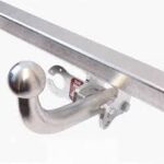 Κοτσαδόρος DACIA DUSTER IV 2024- (με βίδες)